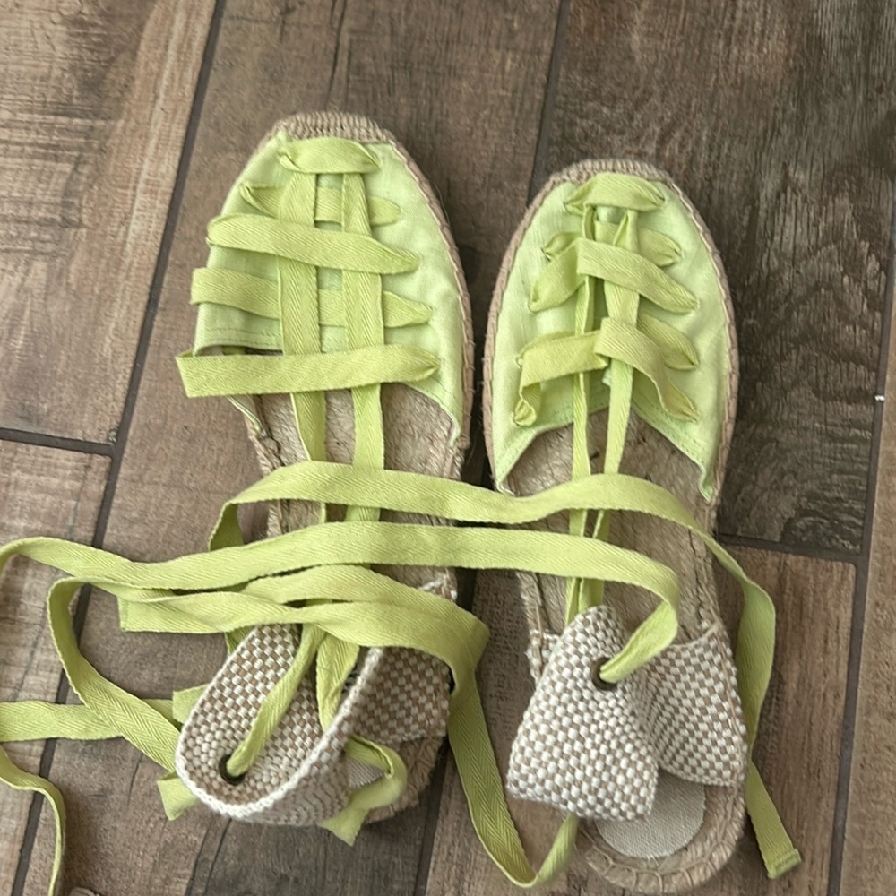 Soludos size 11